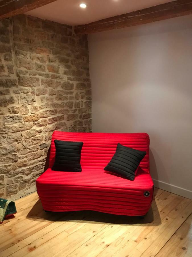 Le Logis De L'Etoile Apartment Nimes Bagian luar foto