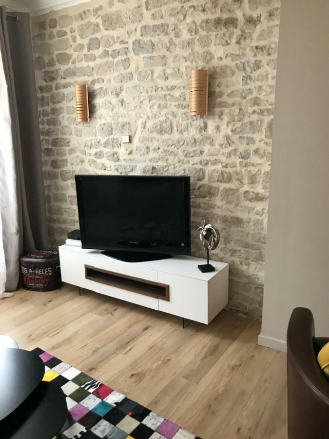 Le Logis De L'Etoile Apartment Nimes Bagian luar foto
